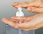 از ژل و صابون آنتی باکتریال استفاده بکنیم یا نه؟