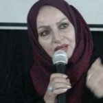 هما خاکپاش از شدت بیکاری بینی خود را عمل کرد