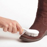 چگونه کفش جیر را تمیز کنیم