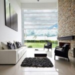 دیوارهای سنگی در اتاق نشیمن