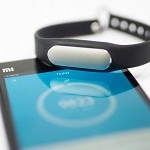 دستبند Mi Band سلامت شما را کنترل می کند
