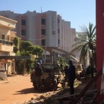 هتل «عنوان» دبی همچنان در آتش میسوزد
