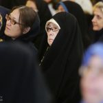 نحوه حجاب یک زن ژاپنی در تهران+عكس