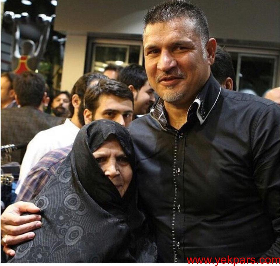 بازیگران و چهره های مشهور در کنار پدر و مادرهایشان  