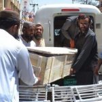 تصاویر انتقال اجساد از محل مرگ احتمالی ملا منصور