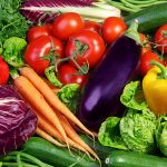 مضرات زیاده روی در مصرف میوه ها و سبزیجات