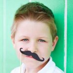 از بلوغ زودرس کودک خود جلوگیری کنید