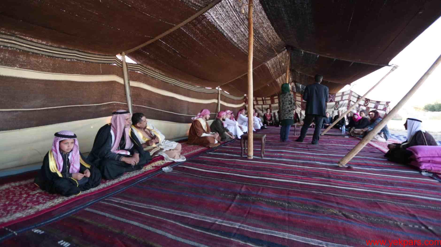 ازدواج دو آمریکایی به شیوه اعراب بادیه نشین 