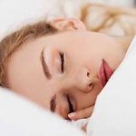 وقتی با آرایش میخوابید چه اتفاقی می افتد؟