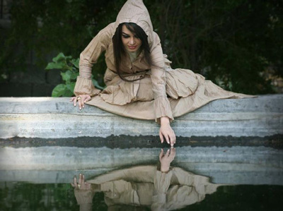 ضرب المثل هرکه نقش خویش می بیند در آب , ضرب المثل
