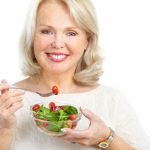 برای پیشگیری از یائسگی زودرس چه بخوریم چه نخوریم؟