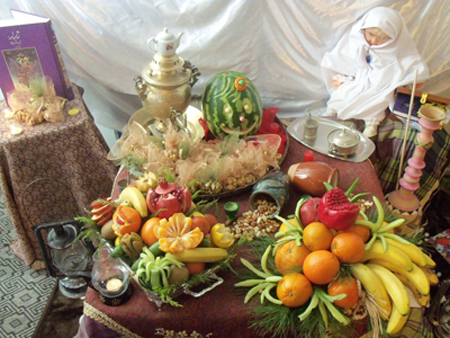 ایده هایی برای چیدمان سفره های شب یلدا, نحوه چیدمان سفره های شب یلدا