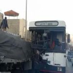 لحظه تصادف خونین اتوبوس شهری با کامیون در مشهد + فیلم