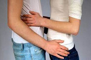 آموزش ماساژ آلت تناسلی مردانه و ارضای بهتر 18+