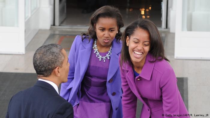 USA Familie Obama im Weißen Haus (Getty Images/AFP/R. Lamkey, JR)