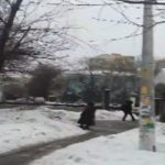 تیر برق برروی پیرزن سقوط کرد اما زنده ماند+فیلم