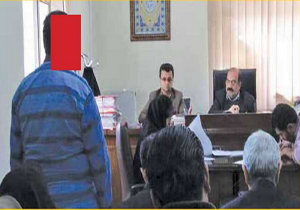 محاکمه پسرجوانی که خواهرش را کشت
