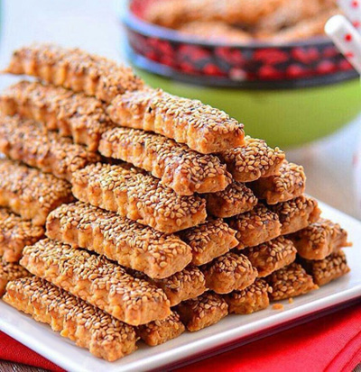 طرز تهیه کراکر کنجدی,درست کردن کراکر کنجدی