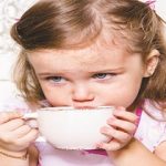 کودکان، چای بخورند یا نخورند؟!
