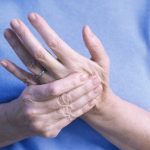 آرتریت سوریاتیک و عوامل به وجود آمدن آن چیست ؟