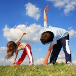چطور کودکان را به ورزش علاقه مند کنیم؟