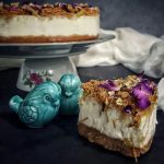 چیزکیک شعریه و شیرعسلی