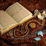 کسی که نماز میخواند اما گناه هم میکند، نمازش پیش خداوند چه طور است؟
