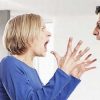 با تحقیرکردن همسرتان به قلب او تیر نزنید