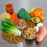 مواد غذایی که به شما کمک می کند با افسردگی فصلی مقابله کنید