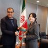 دیدار وزیر بهداشت با یانگوم/ بازیگر جواهری در قصر تقدیر شد