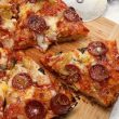 طرز تهیه پیتزا با نان پیتا