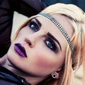 چطور از رنگ سال ۲۰۱۸ در آرایش استفاده کنیم؟