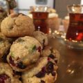 طرز تهیه شیرینی پسته و كشمش