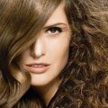 موهای خشک دارید؟ این ۵ کار را باید انجام دهید!