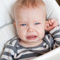 چرا نوزادان در هواپیما گوش درد می گیرند؟