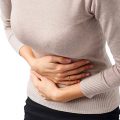 علائم اولیه سرطان تخمدان که باید جدی بگیرید!