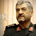 واکنش فرمانده کل سپاه به اظهارات اخیر رئیس جمهور آمریکا برای مذاکره با ایران
