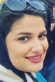 سلفی بانوی طلایی ایران در تاج‌محل