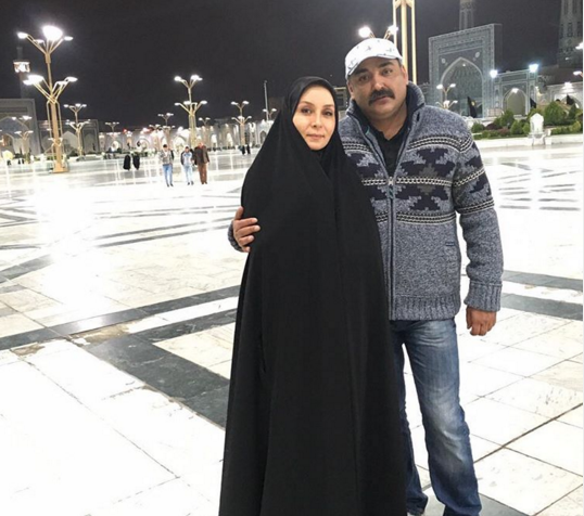 زوج بازیگر در حرم امام رضا(ع)+عكس