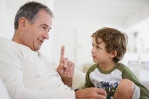چگونه کودکی با ادب تربیت کنیم؟
