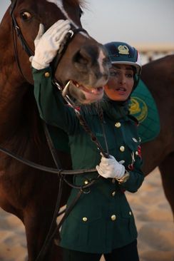زنان پلیس اسب سوار دبی+ عکس