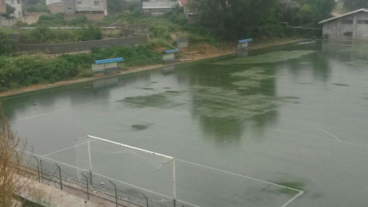 زمین فوتبال نکا برای نشا آماده است!