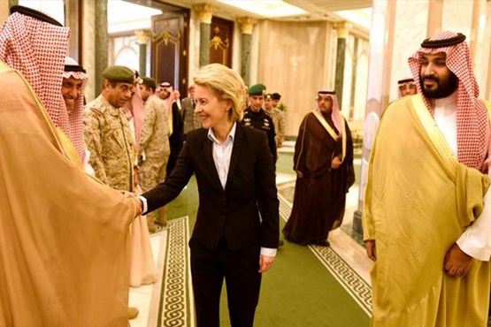وزیر دفاع المان بدون حجاب به دیدار ولیعهد عربستان رفت+عکس