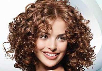 پیچ و خم های موهای فردار