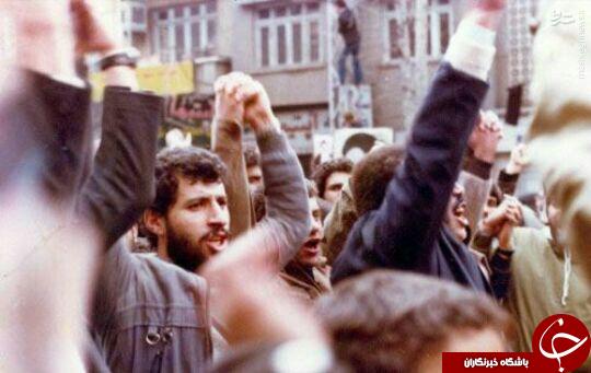 مایلی‌کهن و پروین در راهپیمایی ضد پهلوی + عکس