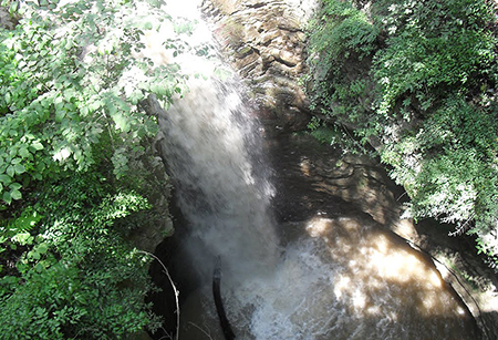آبشار زیبای ویسادار