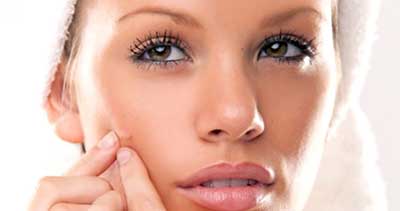 تخلیه جوش‌های زیر پوستی