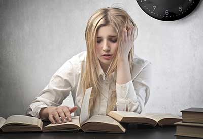 هیجانات را با نوشتن و صحبت کردن تخلیه کنیم