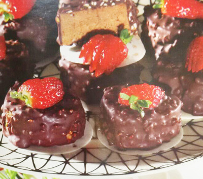 طرز تهیه شکلات های قلبی مخصوص عید